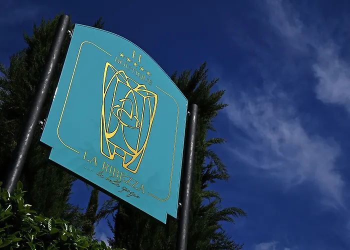 La Ribezza Boutique Hotel Monforte dʼAlba